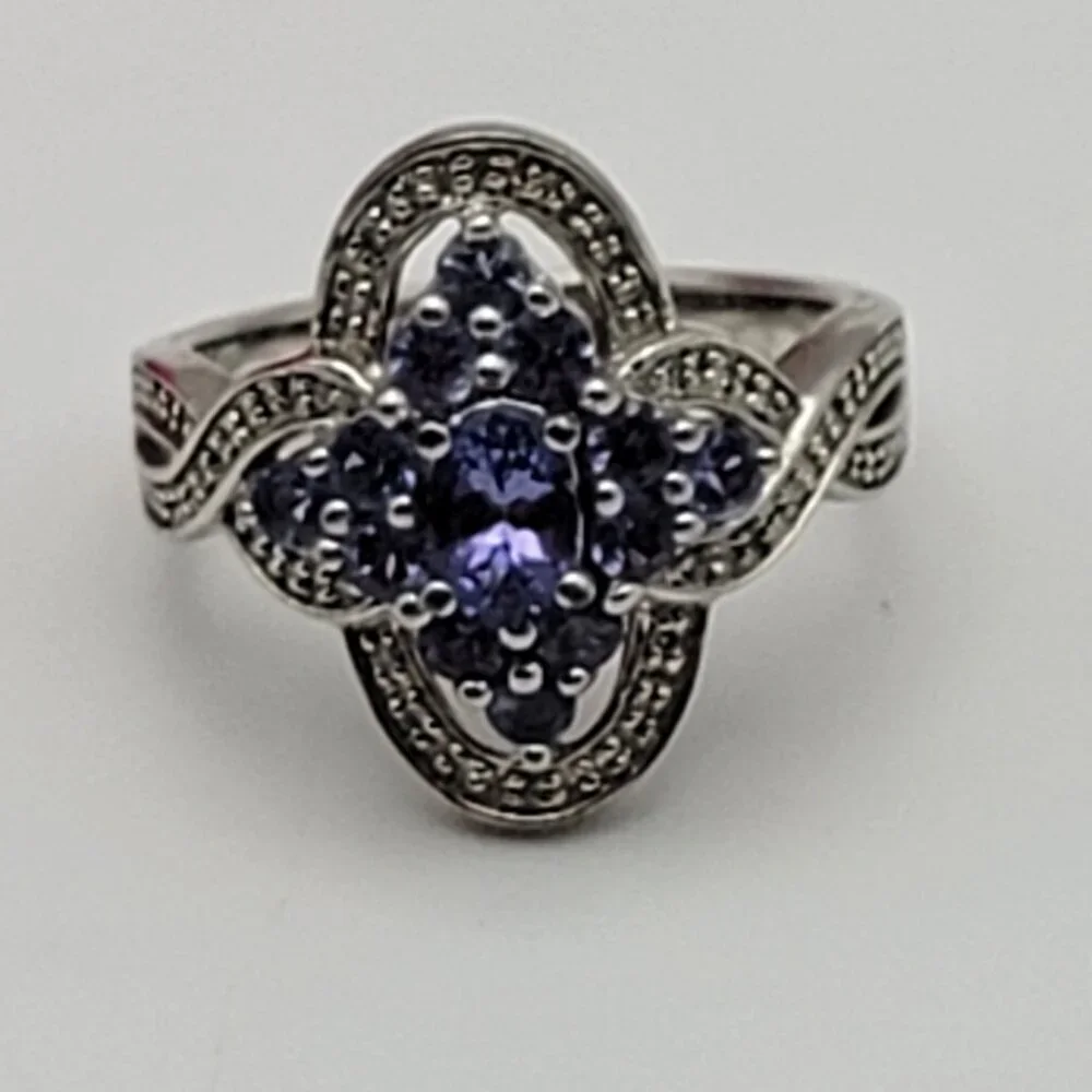 Vintage 925 Sterling Silver And Amethyst Cocktail Ring Size 8